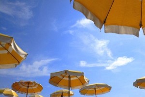 Sonnencreme ist im Urlaub unverzichtbar